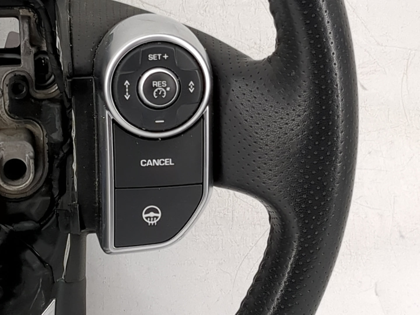 2017 Land Rover Lr4 Steering Wheel Oem Black - Oemusedautoparts1.com