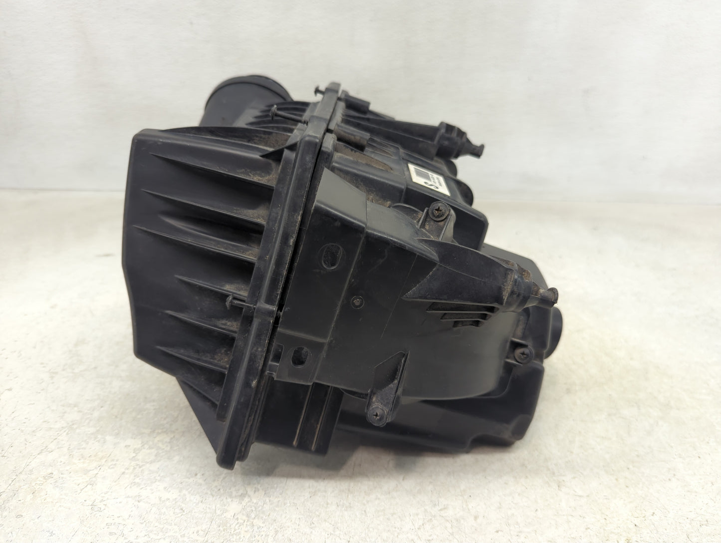 2017 Land Rover Range Rover Air Cleaner Intake-duct Hose Tube - Oemusedautoparts1.com