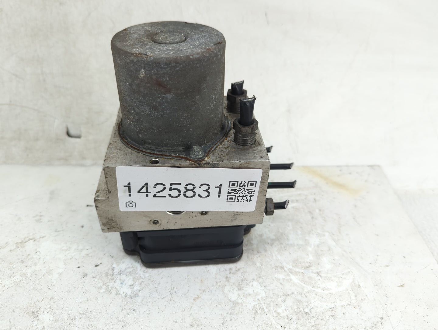2017-2018 Land Rover Range Rover ABS Pump Control Module Replacement P/N:DPLA-14F447-AF 269 524 Fits Fits 2017 2018 OEM Used