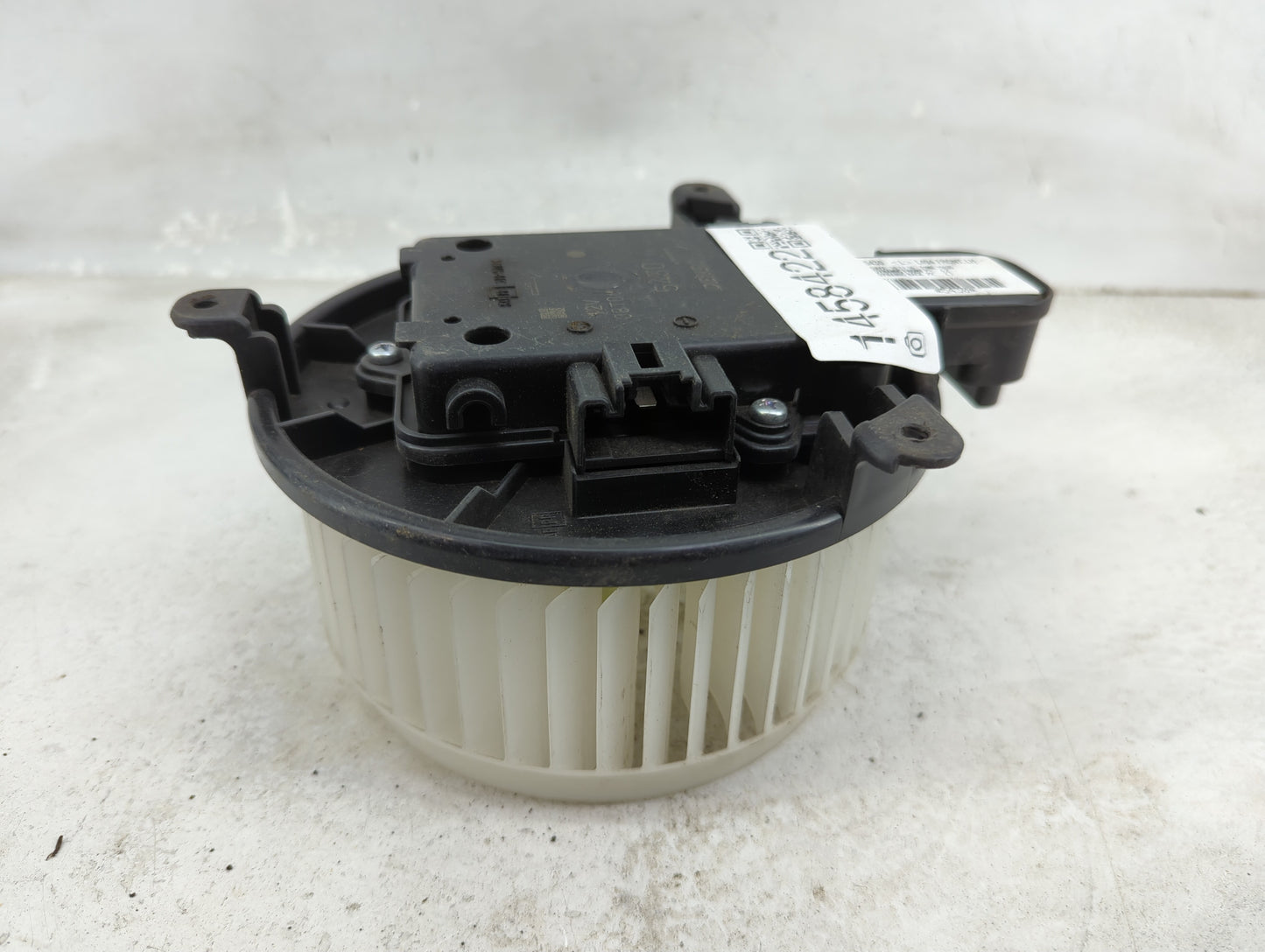 2013-2020 Land Rover Range Rover Heater AC Blower Motor P/N:5430 Fits Fits 2013 2014 2015 2016 2017 2018 2019 2020 OEM Used 