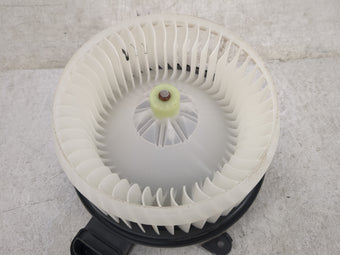 compare product 2013-2020 Land Rover Range Rover Heater AC Blower Motor Fits Fits 2013 2014 2015 2016 2017 2018 2019 2020 OEM Used Auto Parts