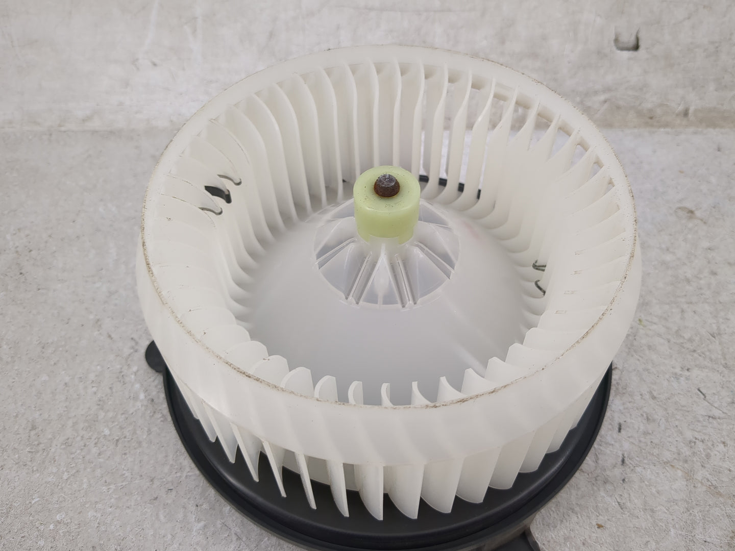 2013-2020 Land Rover Range Rover Heater AC Blower Motor Fits Fits 2013 2014 2015 2016 2017 2018 2019 2020 OEM Used Auto Part