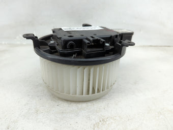compare product 2017 Land Rover Range Rover Heater AC Blower Motor P/N:AH22-19805-BB Fits OEM Used Auto Parts