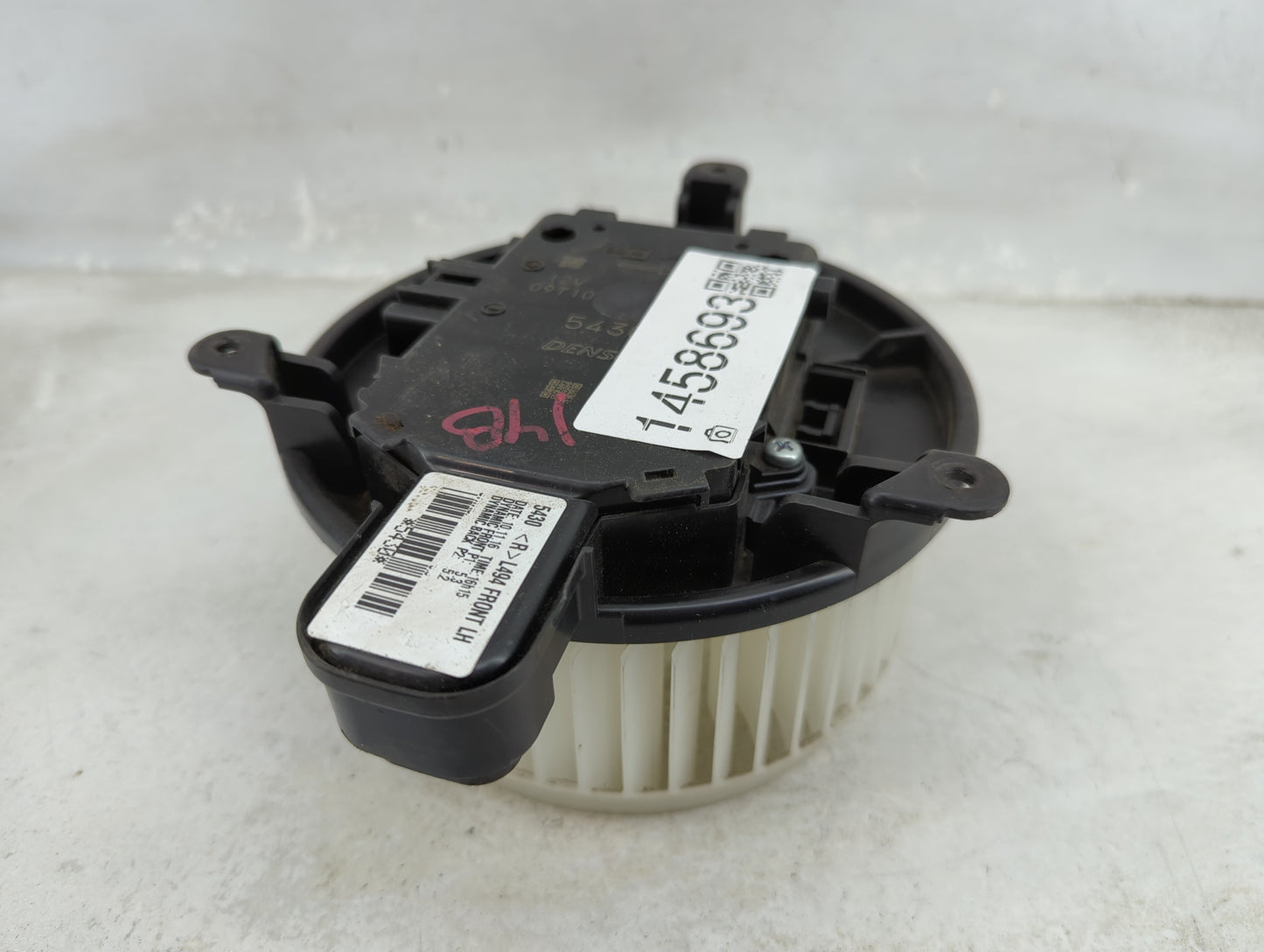 2017 Land Rover Range Rover Heater AC Blower Motor P/N:AH22-19805-BB Fits OEM Used Auto Parts - Oemusedautoparts1.com