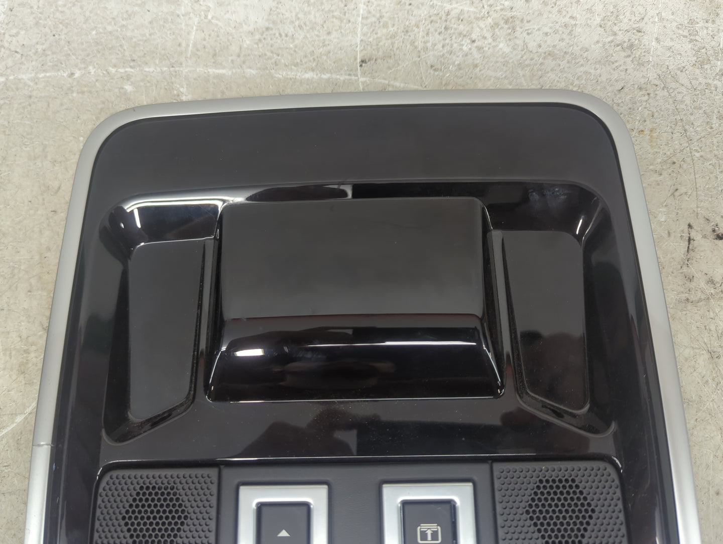 2017 Land Rover Range Rover Overhead Roof Console Black - Oemusedautoparts1.com
