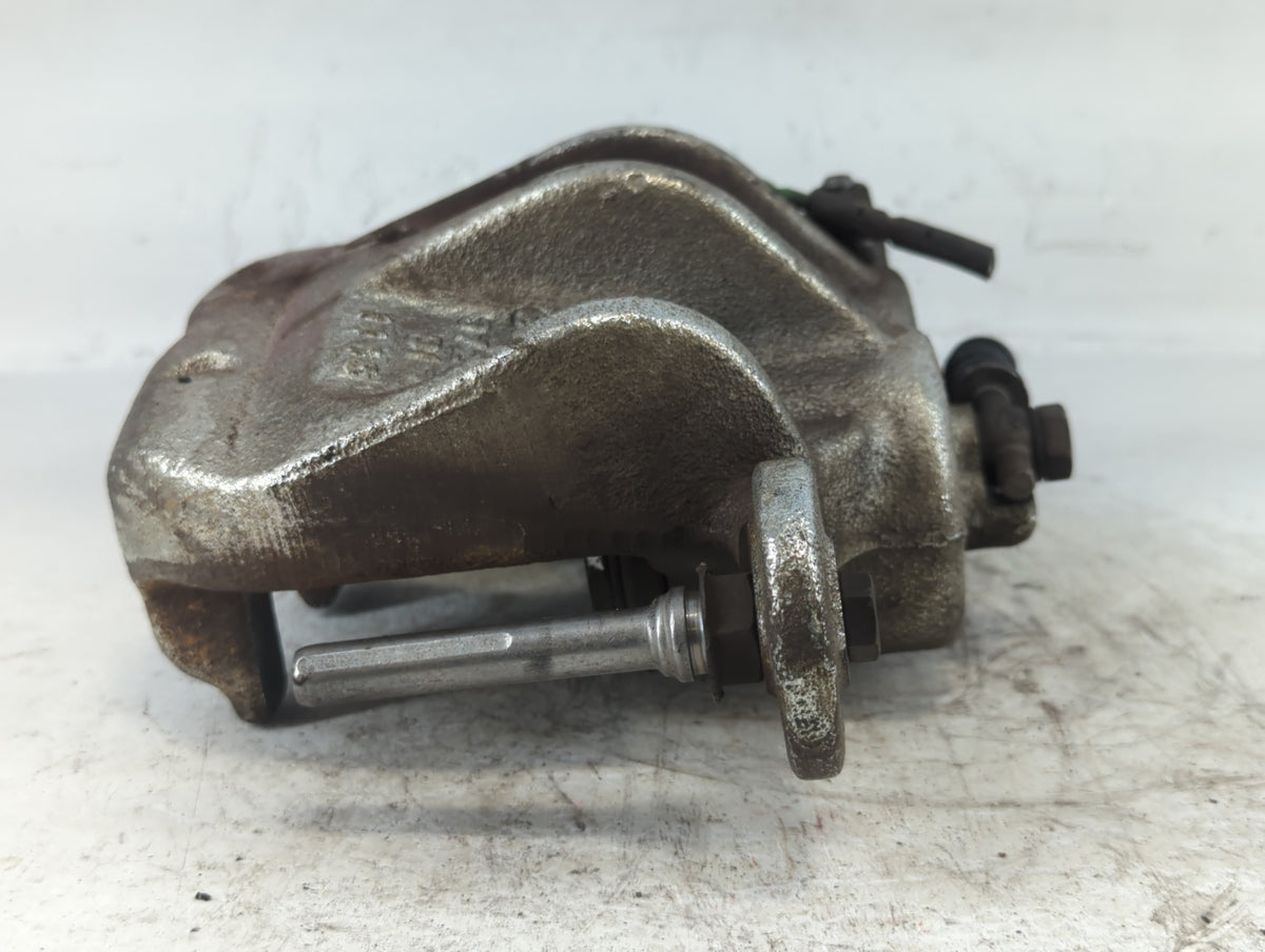 2010-2017 Land Rover Range Rover Front Driver Left Brake Caliper - Oemusedautoparts1.com