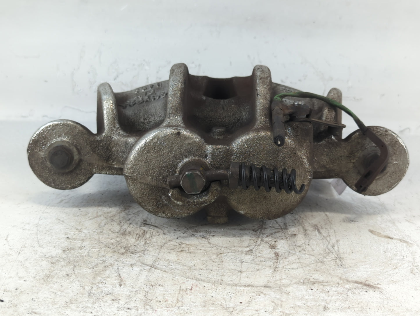 2010-2017 Land Rover Range Rover Front Driver Left Brake Caliper - Oemusedautoparts1.com