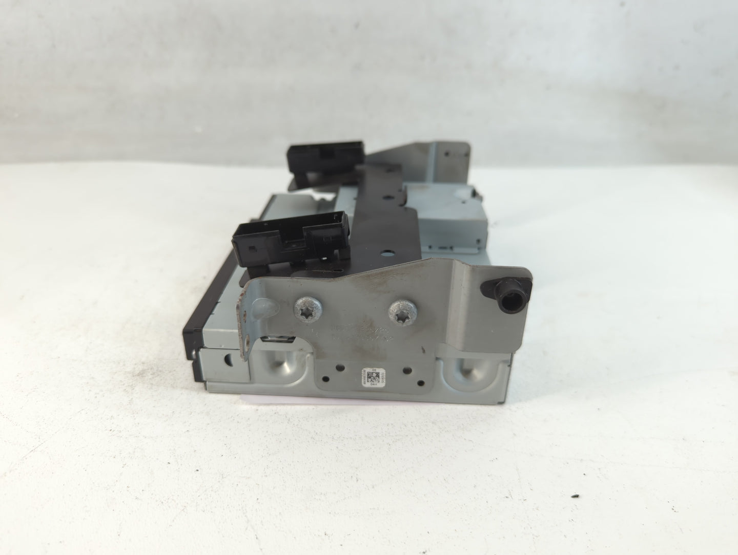 2017-2018 Land Rover Range Rover Radio AM FM Cd Player Receiver Replacement P/N:FW93-11B608-AD Fits Fits 2017 2018 OEM Used 
