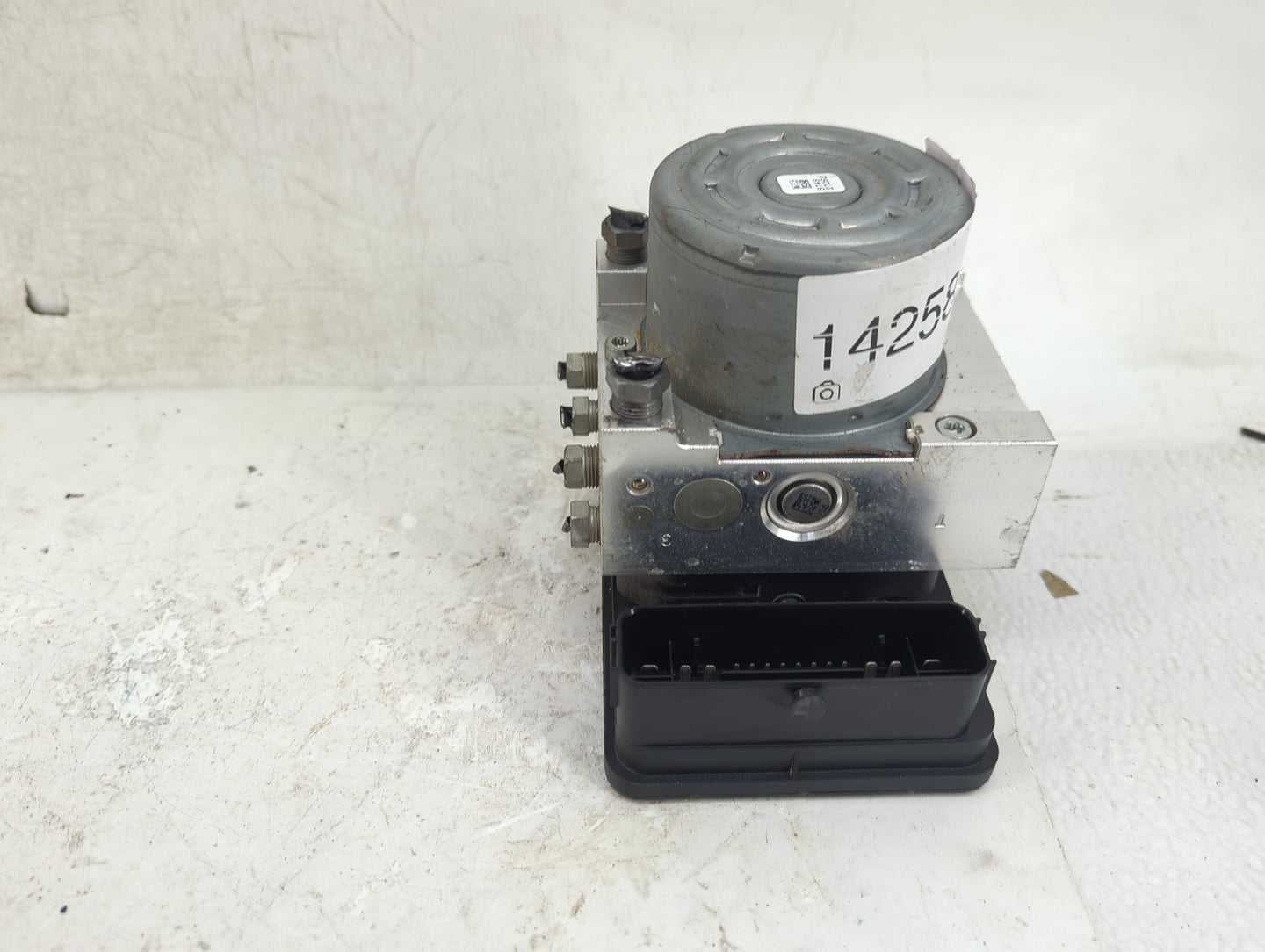 2017-2019 Land Rover Range Rover Evoque ABS Pump Control Module Replacement P/N:HJ32-2C405-AC Fits Fits 2017 2018 2019 OEM U