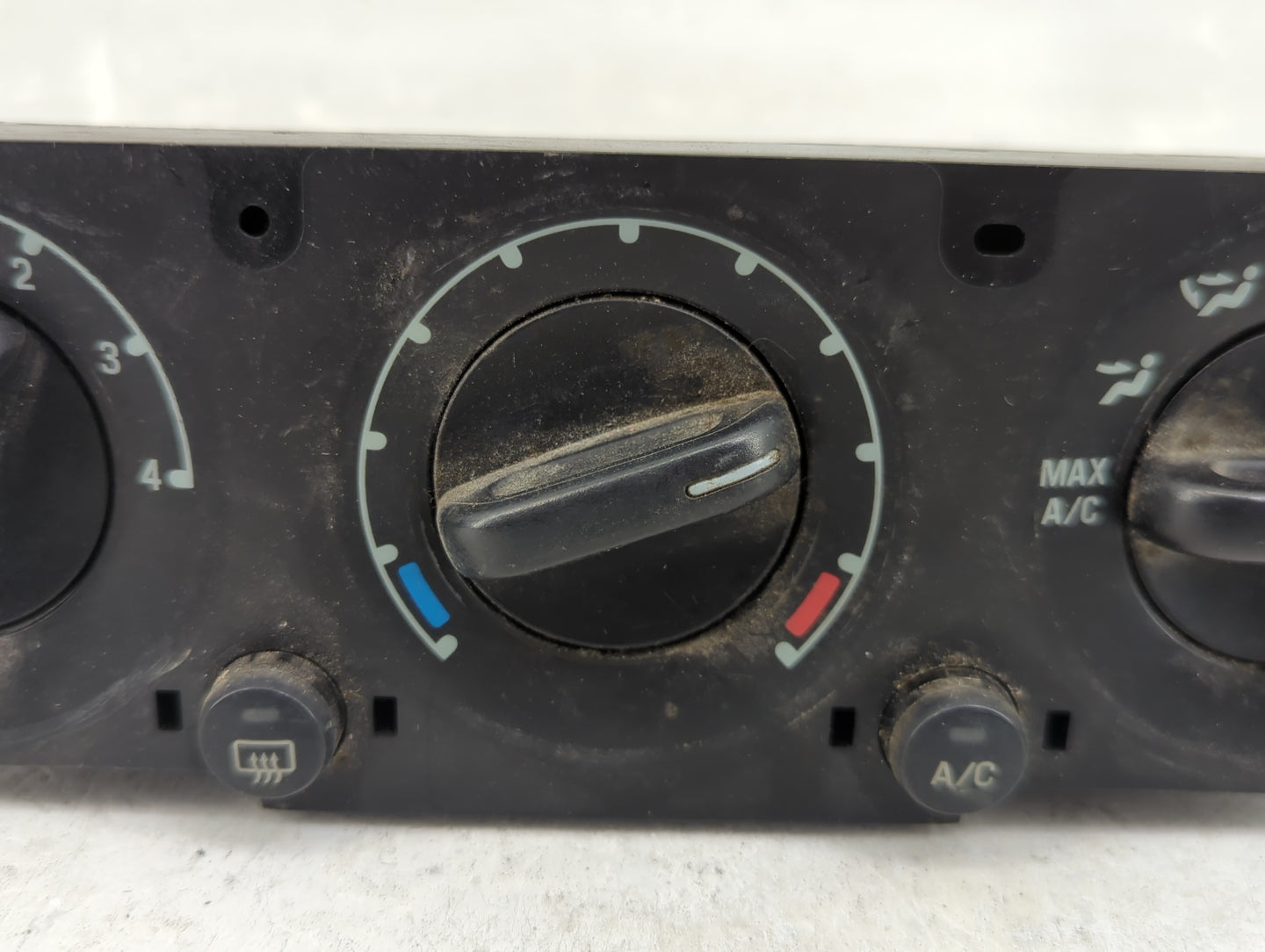 2016-2017 Land Rover Range Rover Evoque Climate Control Module Temperature AC/Heater Replacement P/N:1116 1F-18 Fits OEM Use