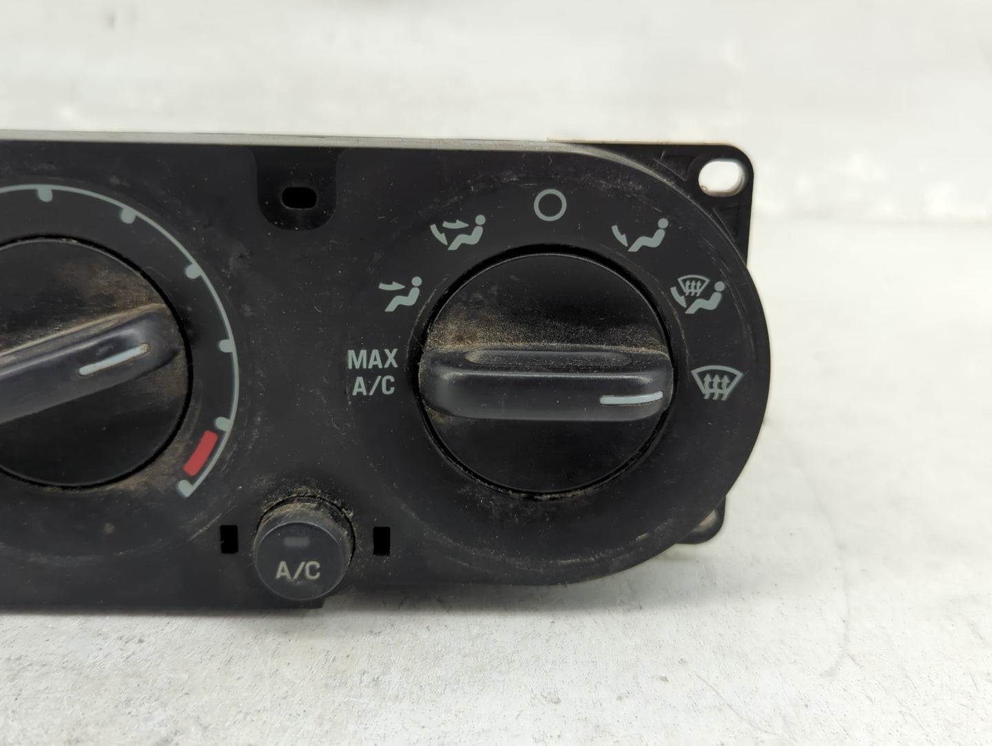 2016-2017 Land Rover Range Rover Evoque Climate Control Module Temperature AC/Heater Replacement P/N:1116 1F-18 Fits OEM Use