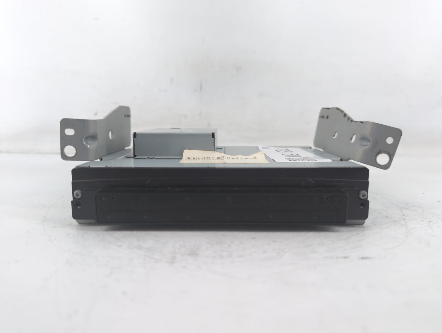 2013-2019 Land Rover Range Rover Evoque Radio AM FM Cd Player Receiver Replacement P/N:05440-1921075 Fits OEM Used Auto Part