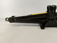 2017 Land Rover Range Rover Sport Spare Scissor Car Jack - Oemusedautoparts1.com