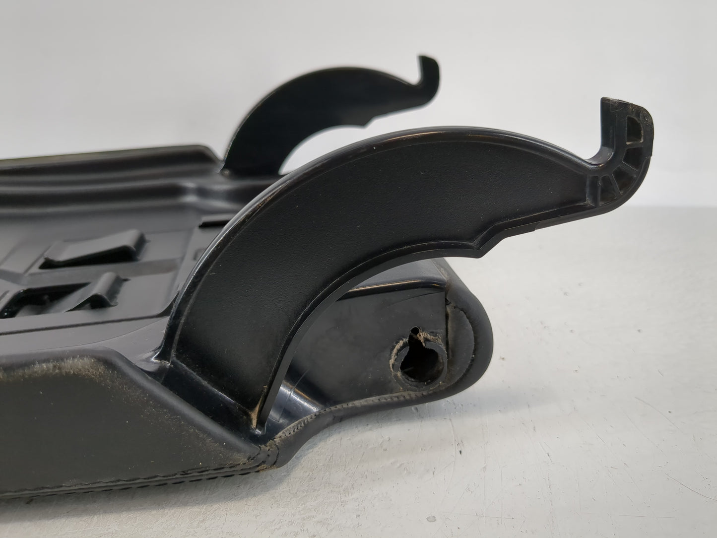 2014-2020 Land Rover Range Rover Sport Center Console Armrest Cover Lid Fits Fits 2014 2015 2016 2017 2018 2019 2020 OEM Use