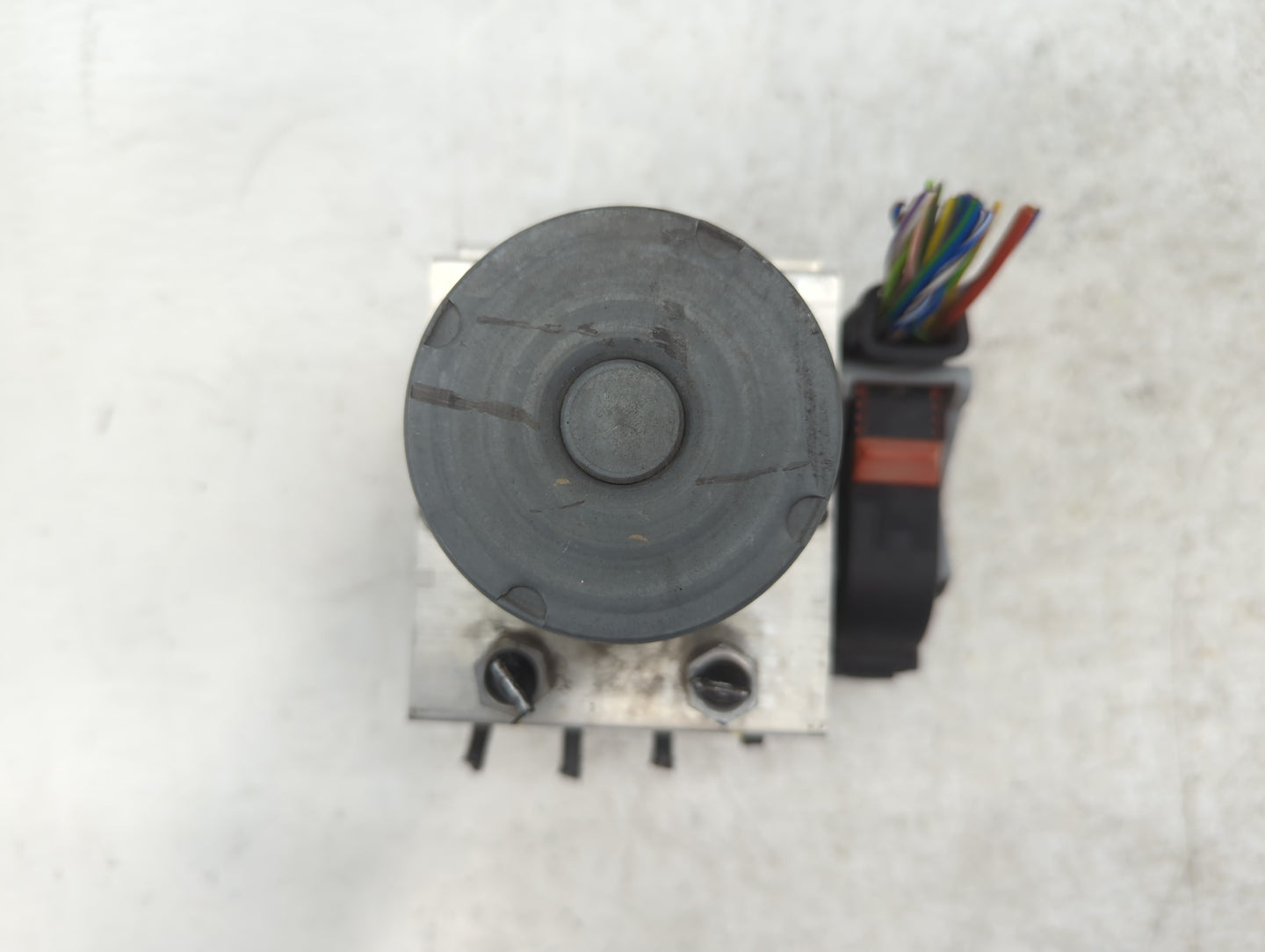 2017 Land Rover Range Rover Sport ABS Pump Control Module Replacement P/N:HPLA-14F447-AE Fits Fits 2018 OEM Used Auto Parts 