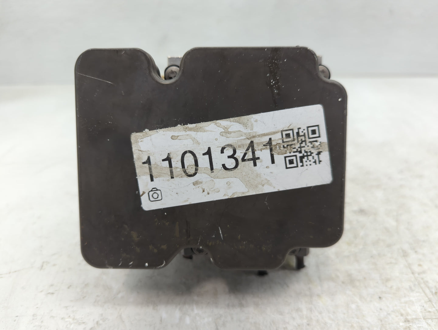 2017 Land Rover Range Rover Sport ABS Pump Control Module Replacement P/N:HPLA-14F447-AE Fits Fits 2018 OEM Used Auto Parts 