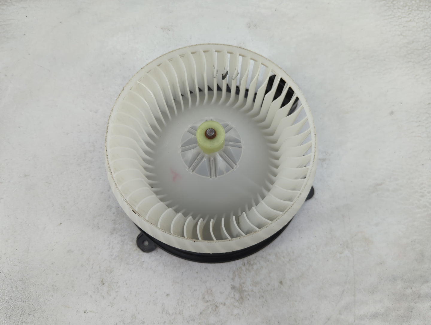 2017 Land Rover Range Rover Sport Heater AC Blower Motor P/N:M5430 Fits OEM Used Auto Parts - Oemusedautoparts1.com