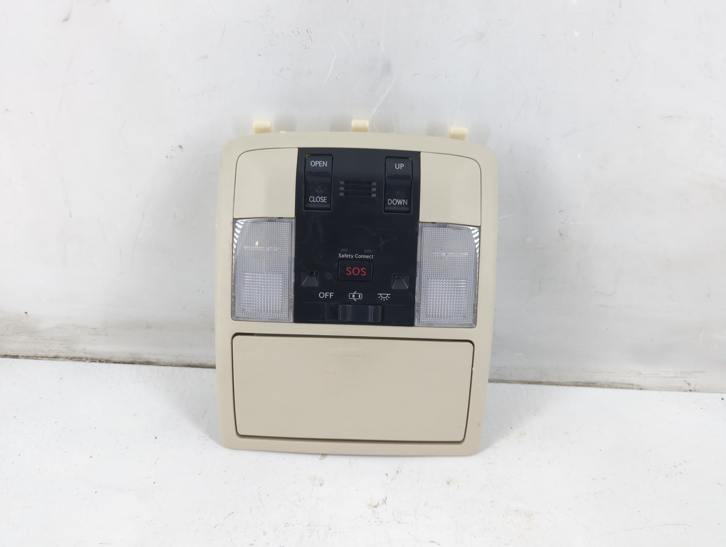 2017 Lexus Ct200h Overhead Roof Console - Oemusedautoparts1.com
