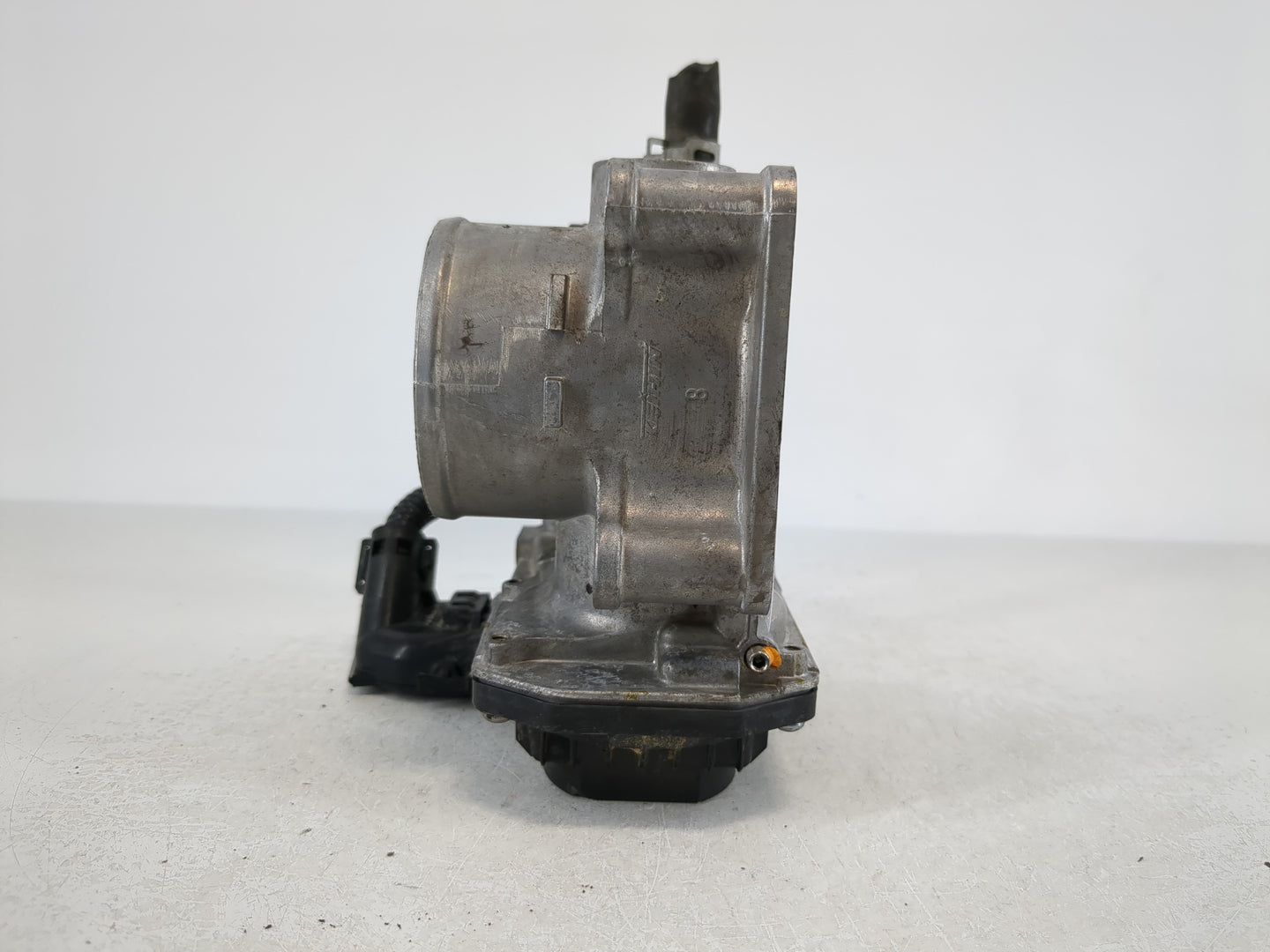 2011-2017 Lexus Ct200h Throttle Body P/N:M20131 GMH1A Fits Fits 2010 2011 2012 2013 2014 2015 2016 2017 2018 2019 2020 2021 
