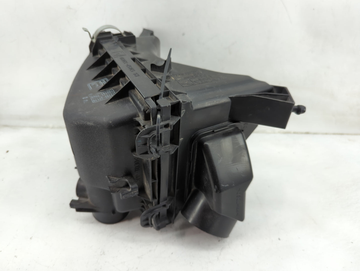 2017 Lexus Ct200h Air Cleaner Intake-duct Hose Tube - Oemusedautoparts1.com