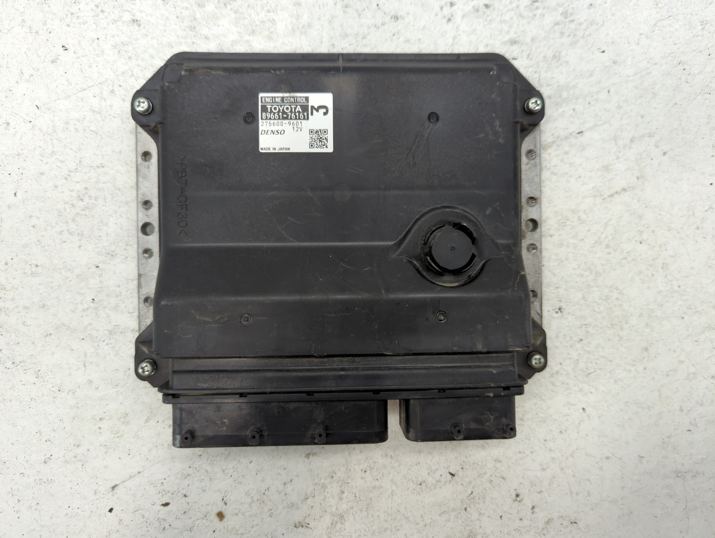 2015-2017 Lexus Ct200h PCM Engine Control Computer ECU ECM PCU OEM P/N:89661-76161 Fits Fits 2015 2016 2017 OEM Used Auto Pa