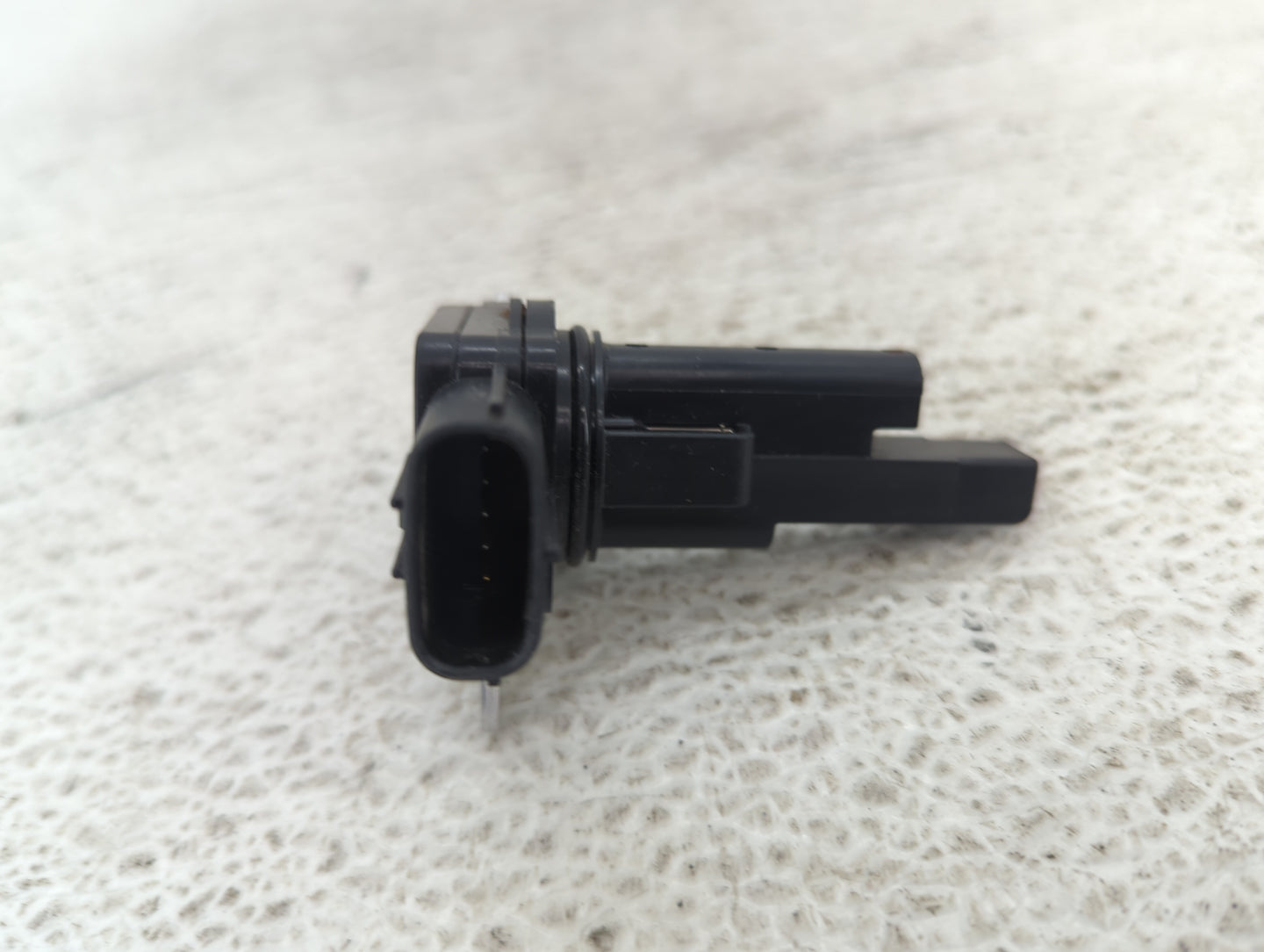 2013-2018 Lexus Es300h Mass Air Flow Meter Maf 1487571 - Oemusedautoparts1.com