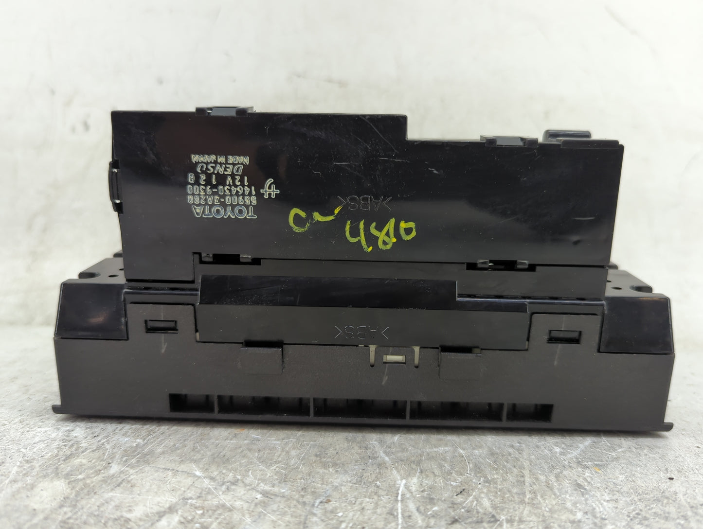 2001-2005 Lexus Gs300 Climate Control Module Temperature AC/Heater Replacement P/N:55900-3A280 146430-9300 Fits OEM Used Aut