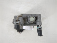 2016-2017 Lexus Is200t Throttle Body P/N:22030-30050 Fits Fits 2016 2017 2018 2019 OEM Used Auto Parts - Oemusedautoparts1.c