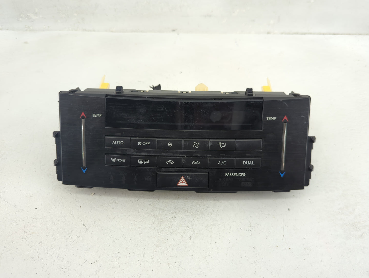 2017 Lexus Is200t Climate Control Module Temperature AC/Heater Replacement P/N:75F777 Fits Fits 2018 2019 OEM Used Auto Part
