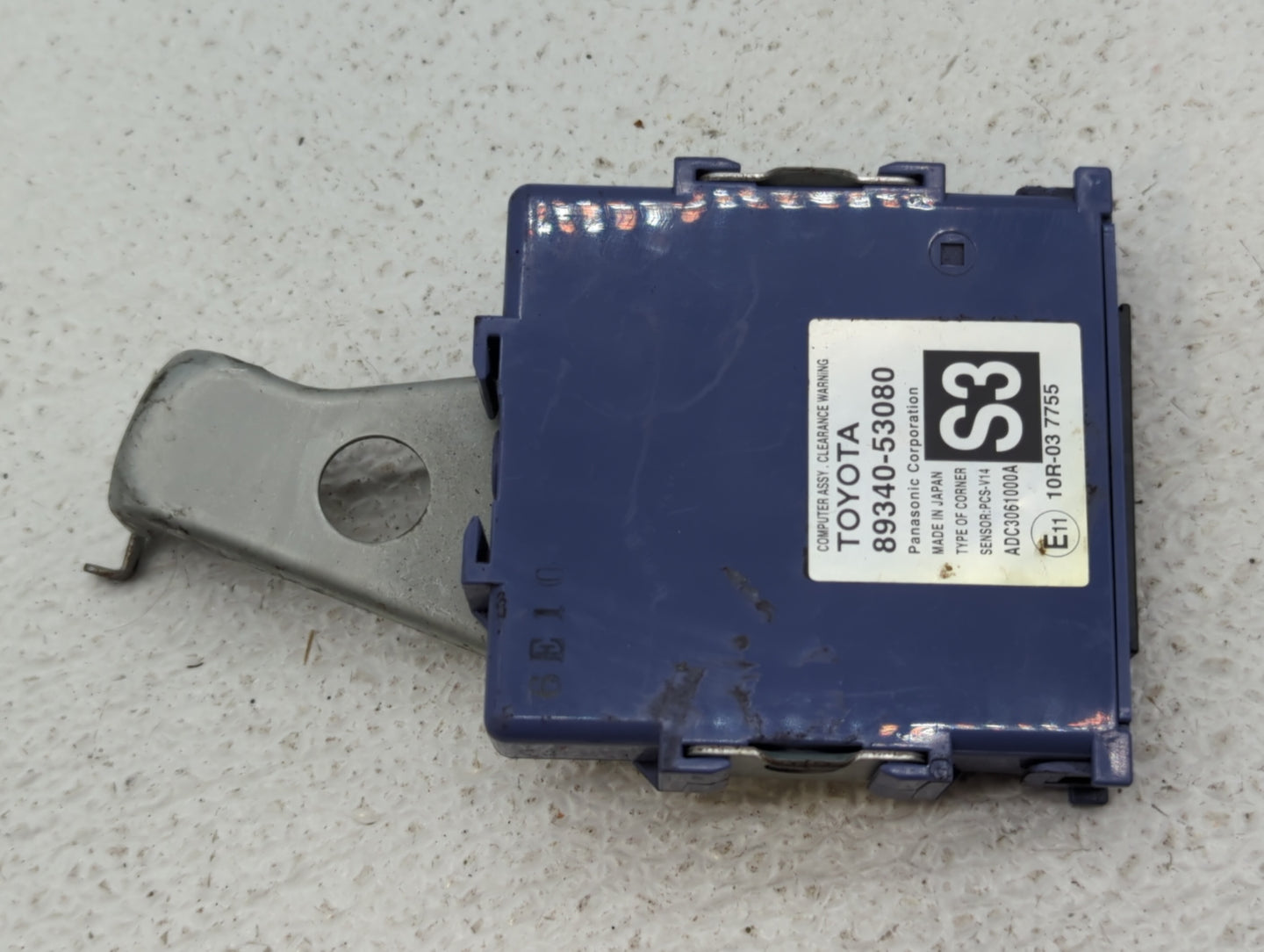 2016-2017 Lexus Is200t Chassis Control Module Ccm Bcm Body Control - Oemusedautoparts1.com