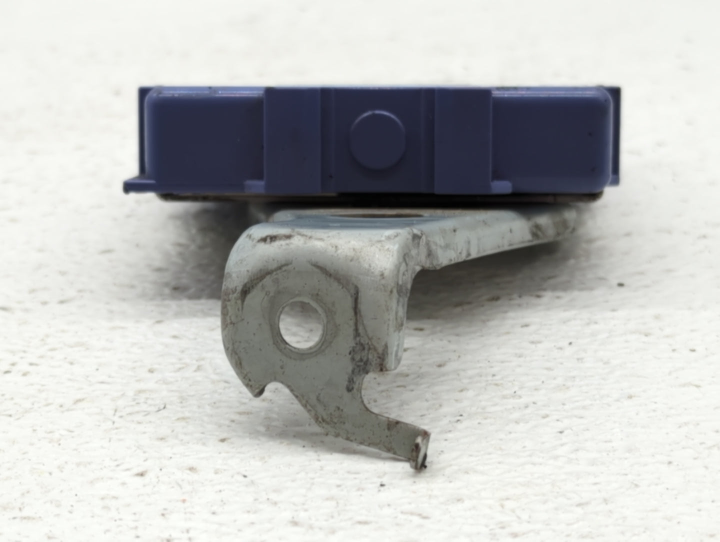 2016-2017 Lexus Is200t Chassis Control Module Ccm Bcm Body Control - Oemusedautoparts1.com
