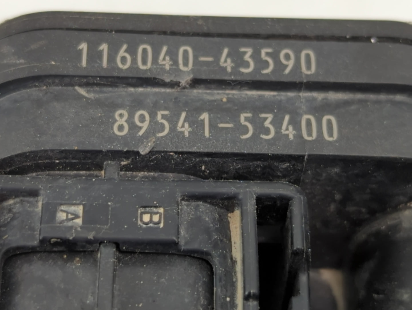 2017 Lexus Is200t ABS Pump Control Module Replacement P/N:89541-53400 116040-43590 Fits OEM Used Auto Parts - Oemusedautopar