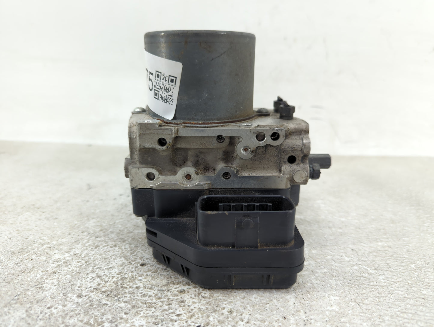 2016-2017 Lexus Is300 ABS Pump Control Module Replacement P/N:44540-53430 Fits Fits 2016 2017 OEM Used Auto Parts - Oemuseda