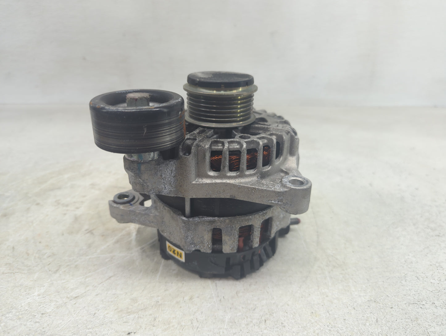 2016-2017 Lexus Is300 Alternator Replacement Generator Charging Assembly Engine OEM P/N:37300-2J355 Fits OEM Used Auto Parts