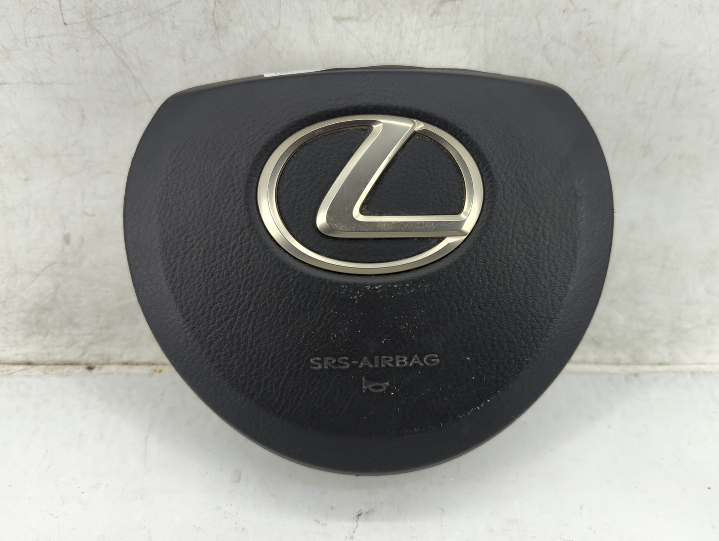 2015-2017 Lexus Nx200t Air Bag Driver Left Steering Wheel Mounted P/N:TG10A01003 Fits Fits 2015 2016 2017 2018 2019 2020 202