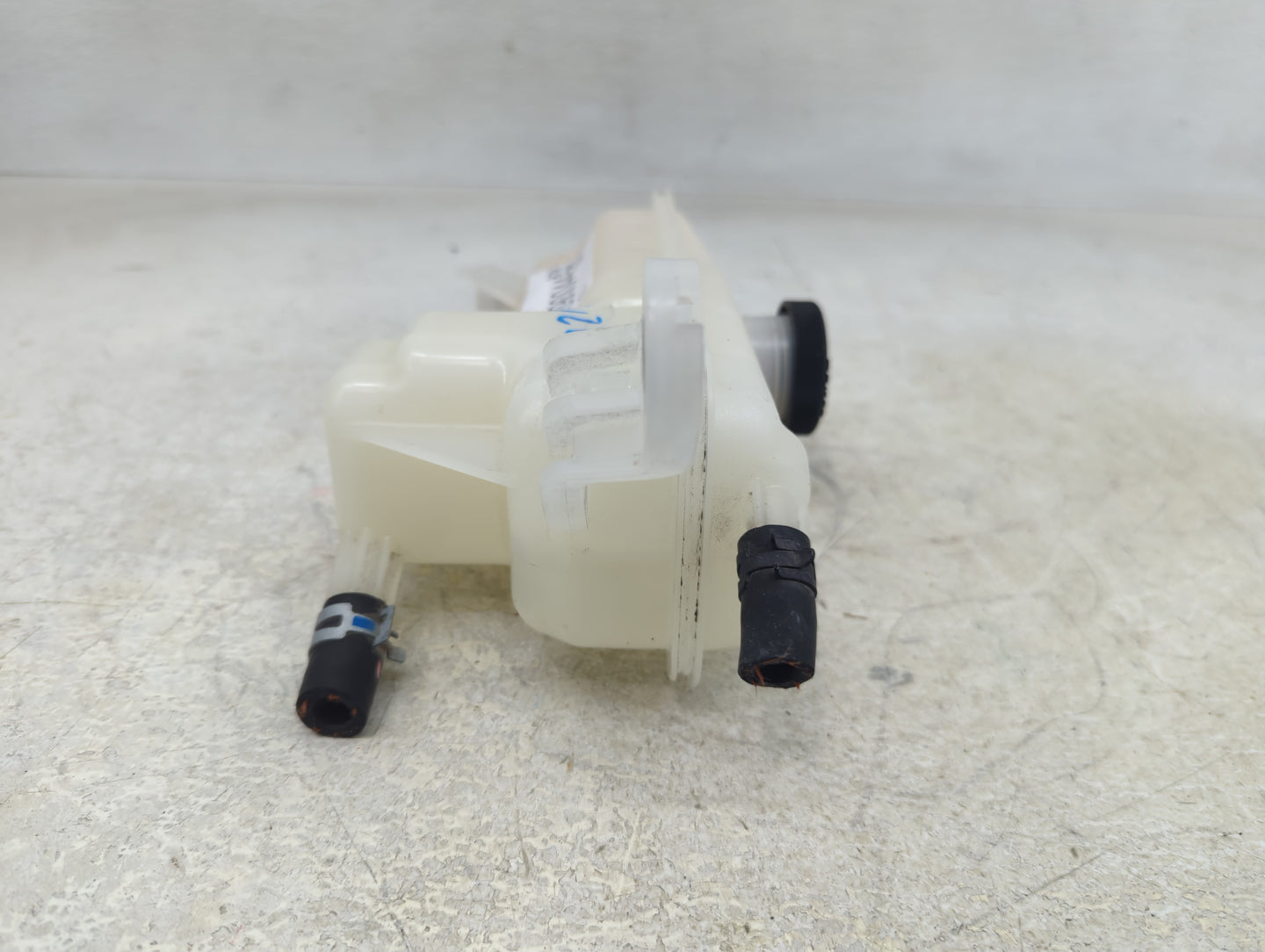 2015-2017 Lexus Nx200t Radiator Coolant Overflow Expansion Tank Bottle - Oemusedautoparts1.com