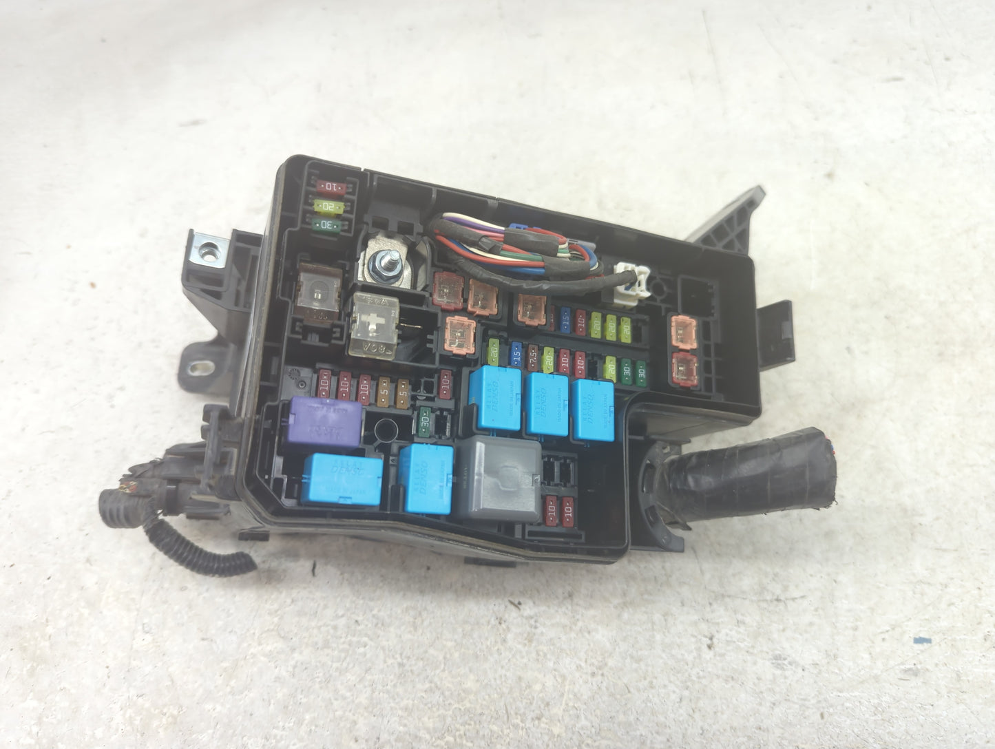 2015-2017 Lexus Nx200t Fusebox Fuse Box Panel Relay Module Fits Fits 2015 2016 2017 2018 2019 2020 2021 OEM Used Auto Parts 