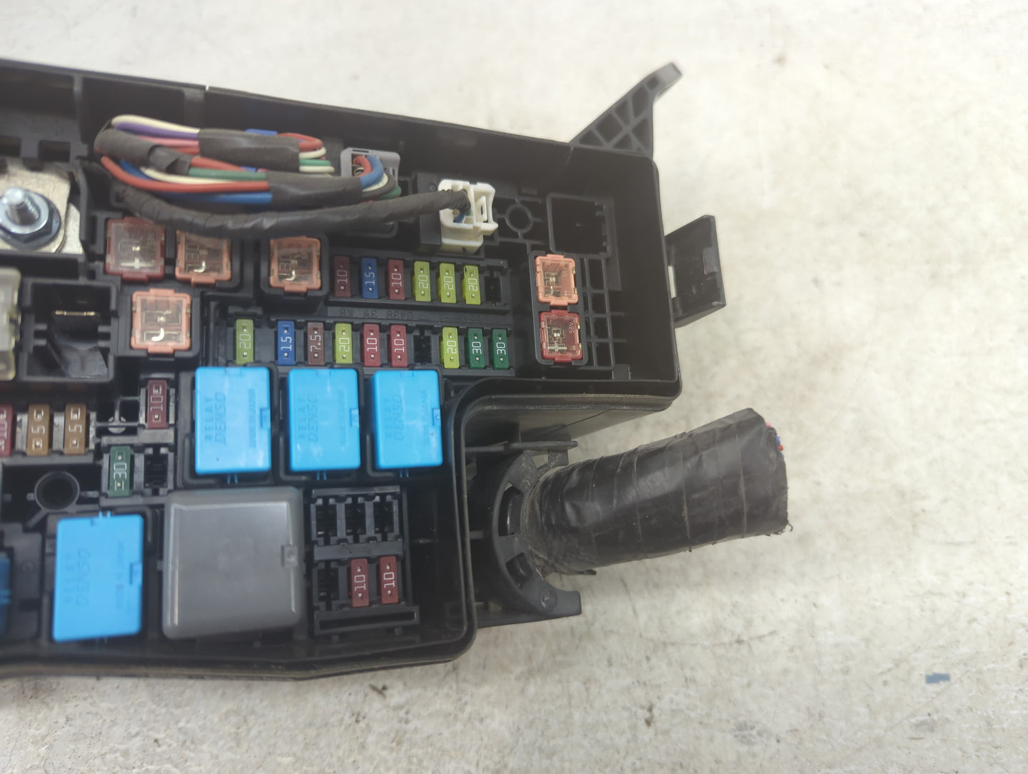 2015-2017 Lexus Nx200t Fusebox Fuse Box Panel Relay Module Fits Fits 2015 2016 2017 2018 2019 2020 2021 OEM Used Auto Parts 