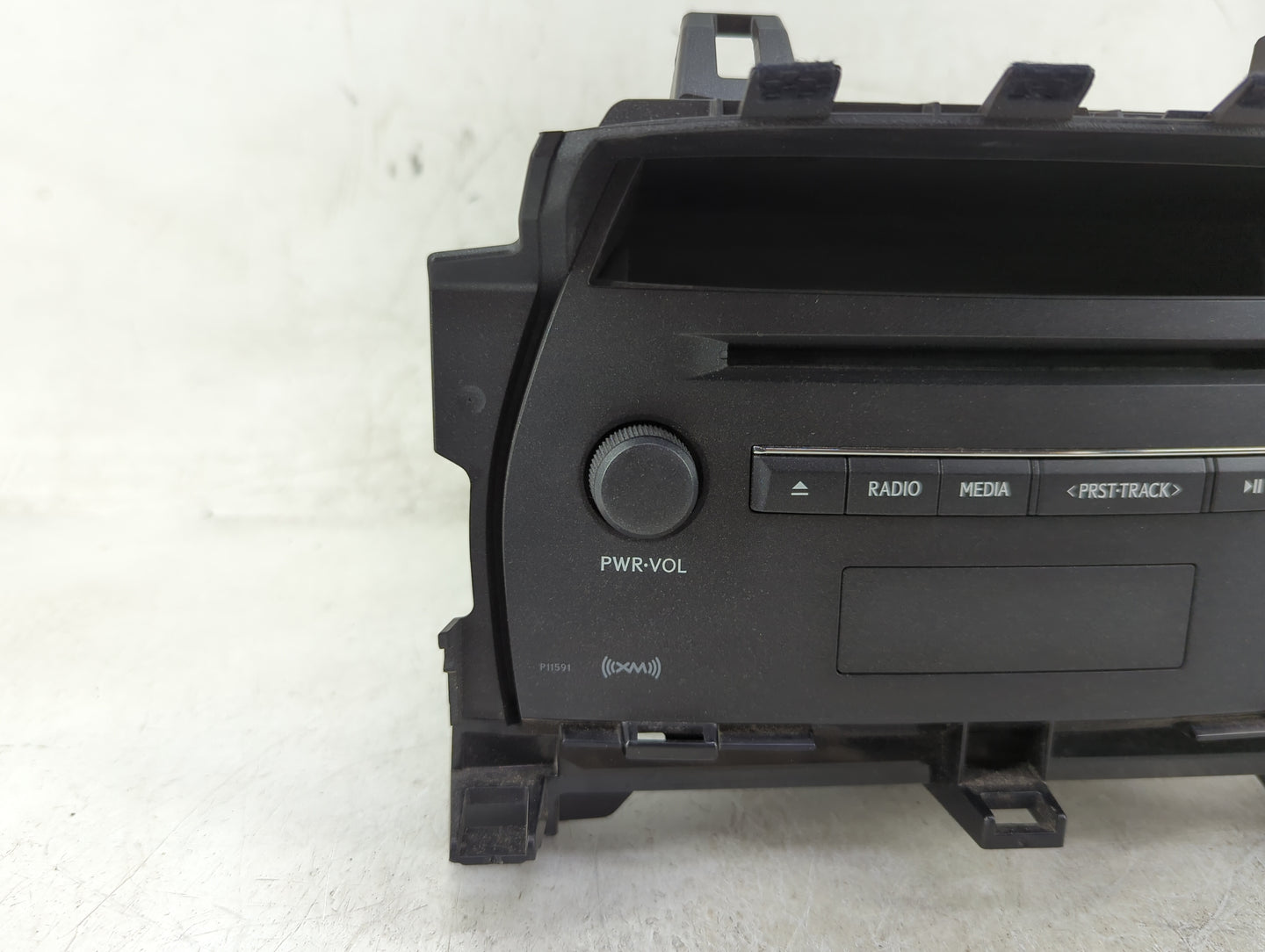 2017 Lexus Nx200t Radio AM FM Cd Player Receiver Replacement P/N:86140-78230 Fits OEM Used Auto Parts - Oemusedautoparts1.co