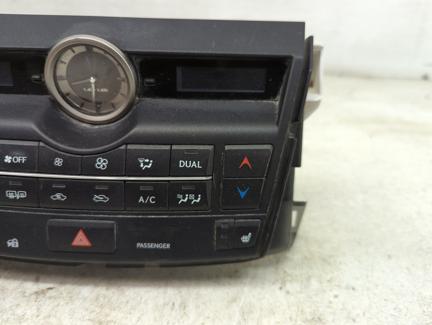 2015-2017 Lexus Nx200t Climate Control Module Temperature AC/Heater Replacement P/N:55900-78011 237000-7240 Fits OEM Used Au