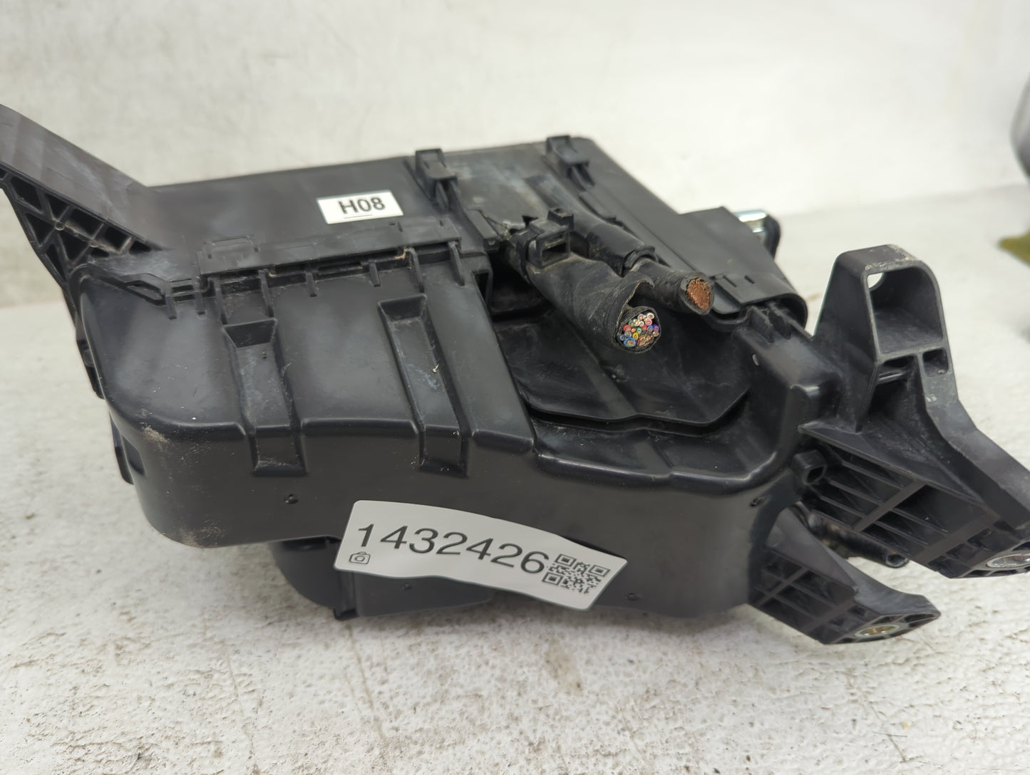2015-2017 Lexus Nx200t Fusebox Fuse Box Panel Relay Module P/N:82662-78020 Fits Fits 2013 2014 2015 2016 2017 2018 2019 2020