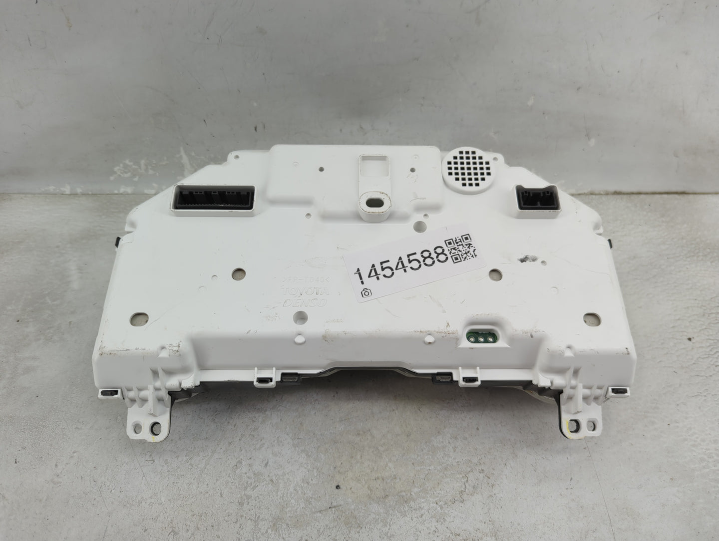 2017 Lexus Nx200t Instrument Cluster Speedometer Gauges P/N:83800-78311 257520-3014 Miles: Fits OEM Used Auto Parts - Oemuse