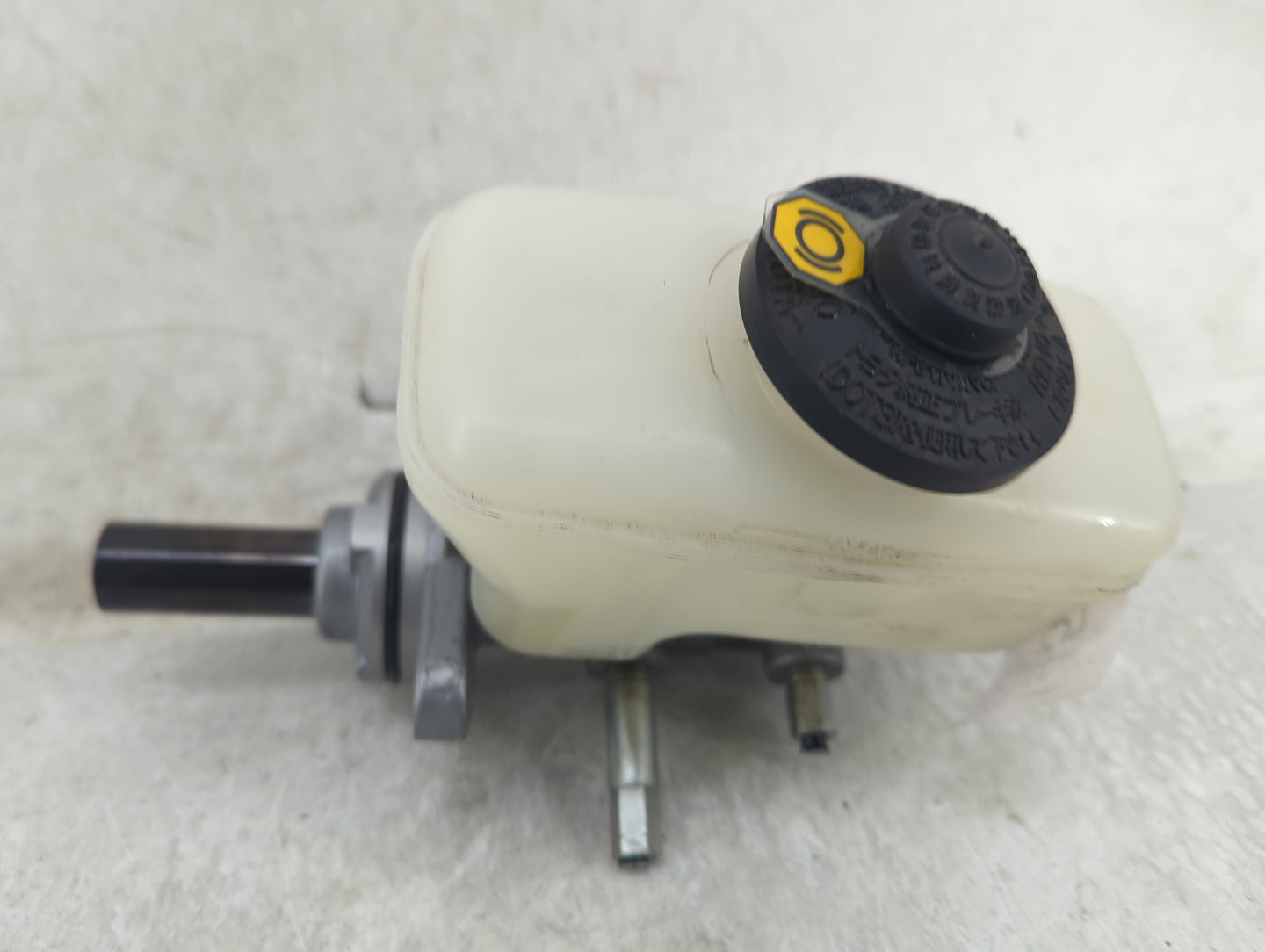 2016-2017 Lexus Rc300 Brake Master Cylinder - Oemusedautoparts1.com