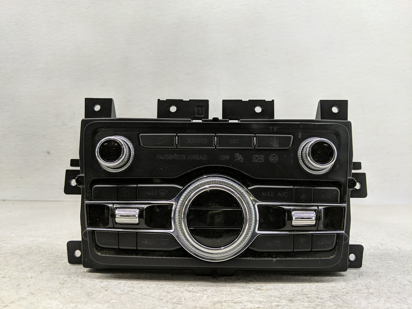 2017 Lincoln Continental Radio Control Panel - Oemusedautoparts1.com