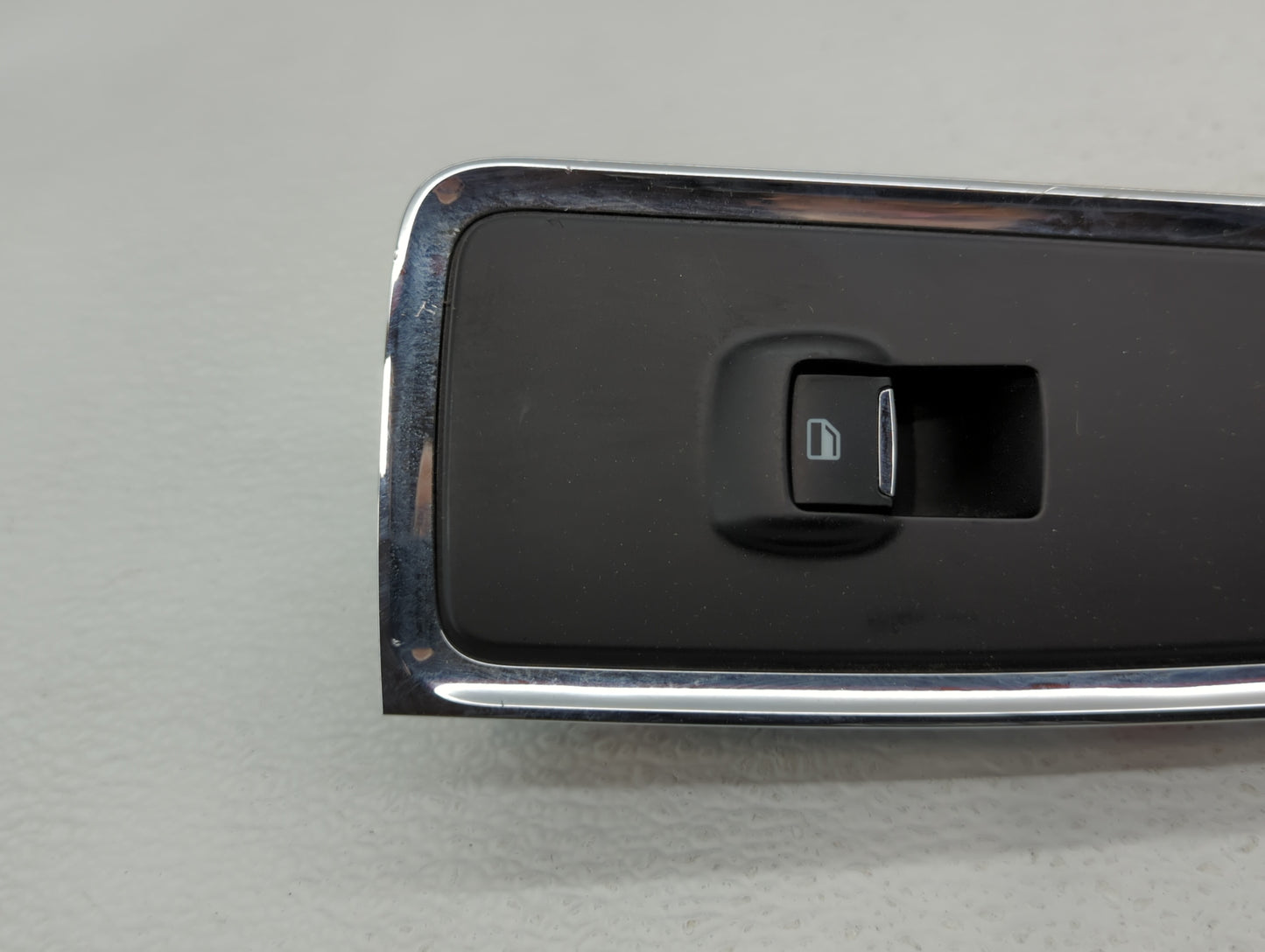 2017 Lincoln Continental Passenger Right Power Window Switch - Oemusedautoparts1.com