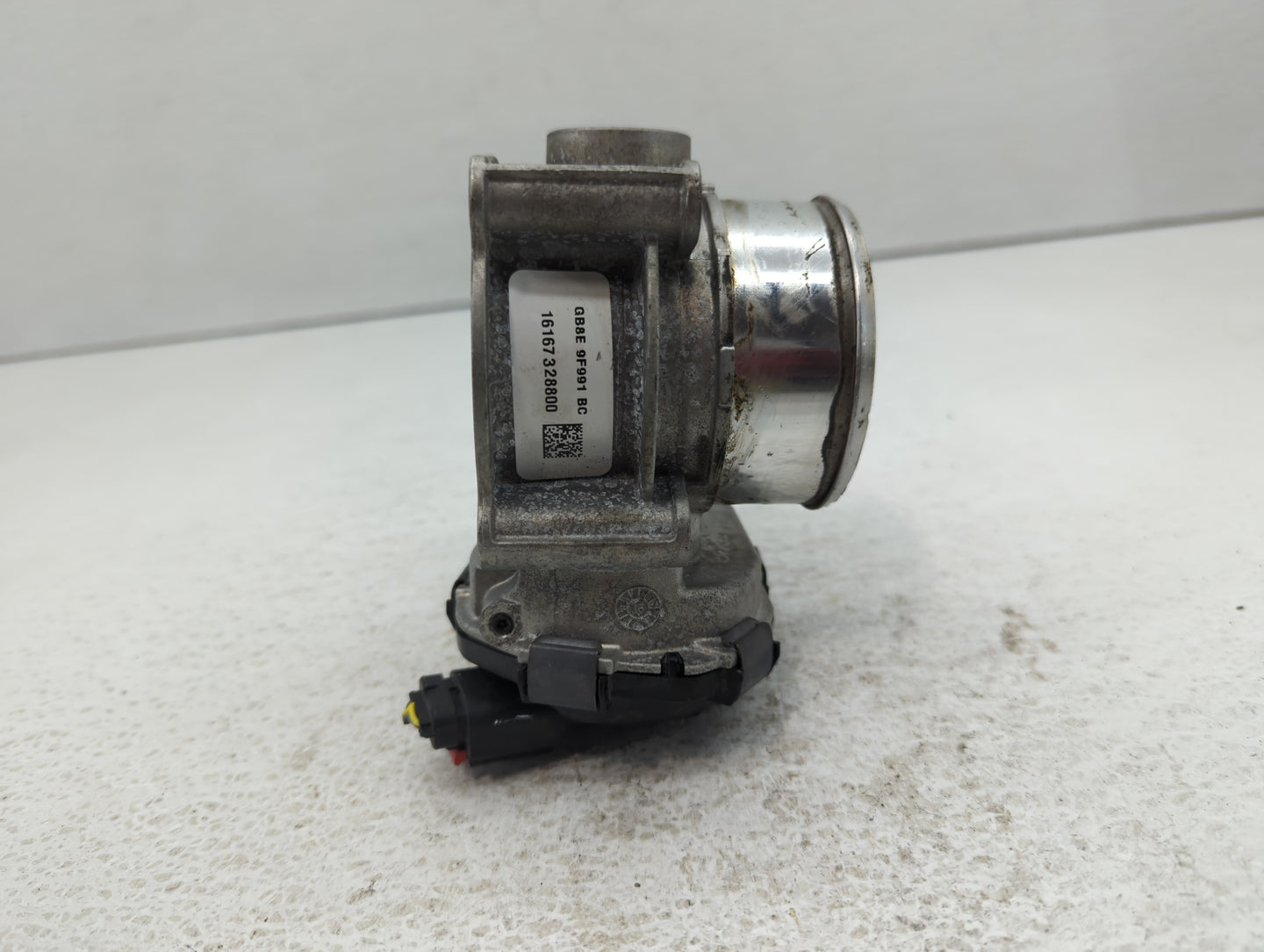 2017 Lincoln Continental Throttle Body P/N:GB8E-9F991-BC GB8E-9F991-BB Fits Fits 2015 2016 2018 2019 2020 OEM Used Auto Part