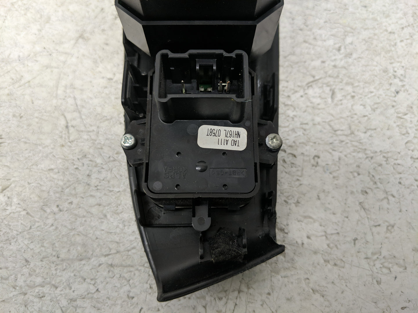 2017 Lincoln Continental Throttle Body P/N:GB8E-9F991-BC GB8E-9F991-BB Fits Fits 2015 2016 2018 2019 2020 OEM Used Auto Part