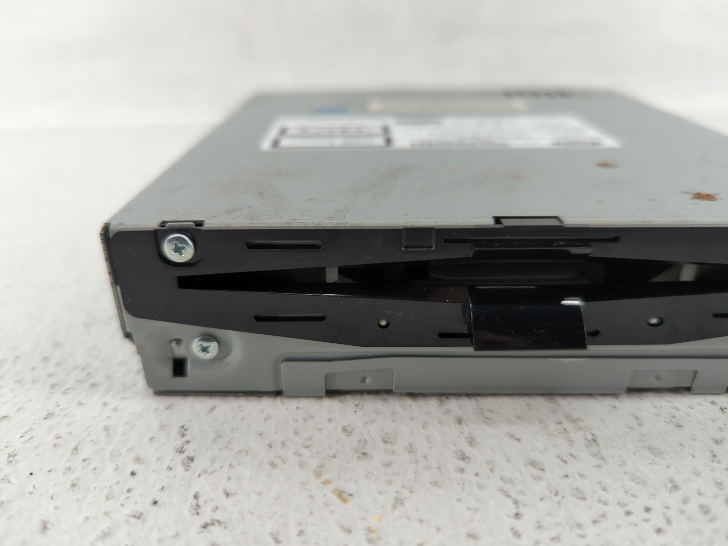 2017 Lincoln Continental Am Fm Cd Player Radio Receiver - Oemusedautoparts1.com