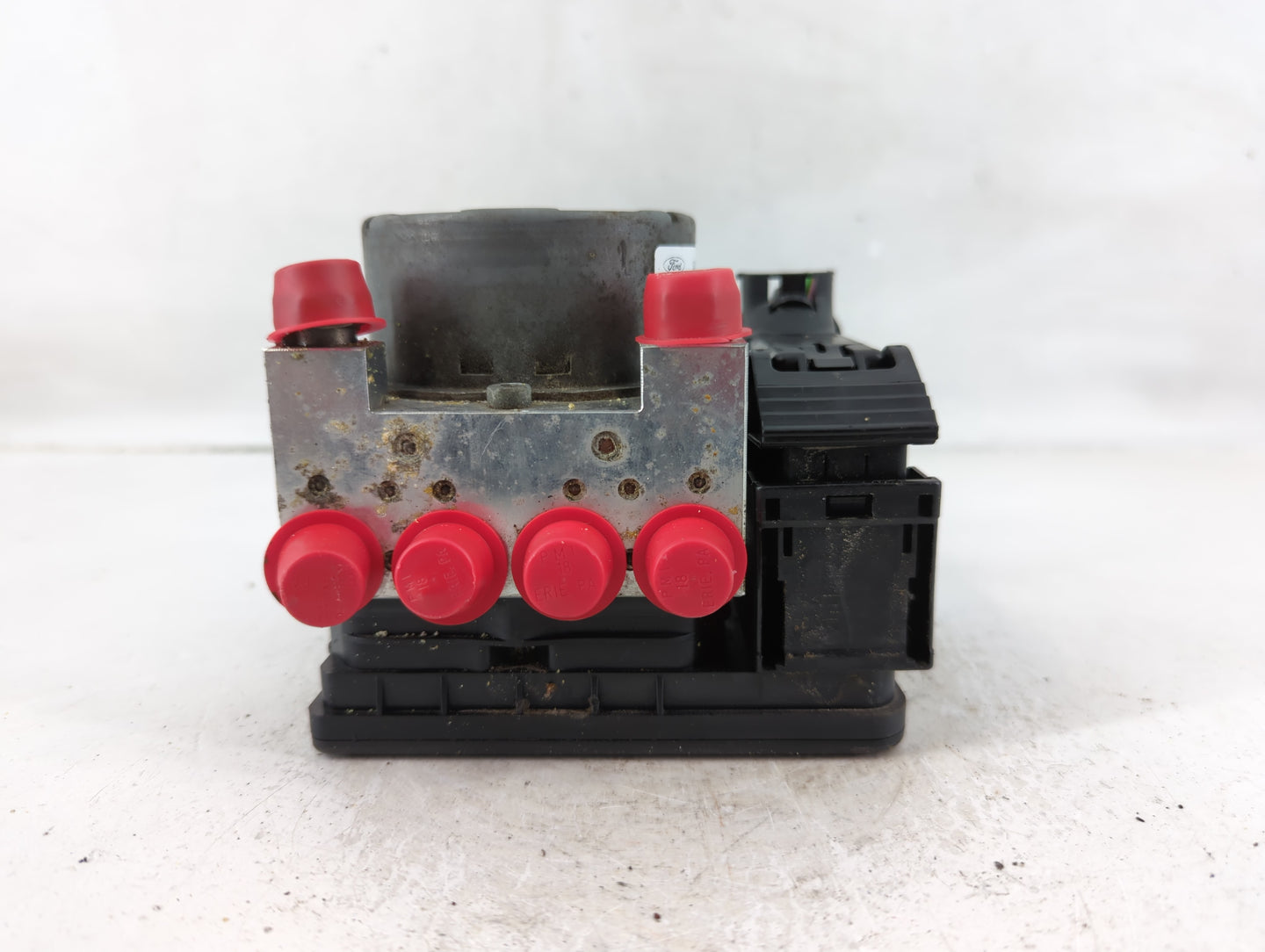 2017 Lincoln Mkc ABS Pump Control Module Replacement P/N:GJ7C-2C405-AD Fits OEM Used Auto Parts - Oemusedautoparts1.com