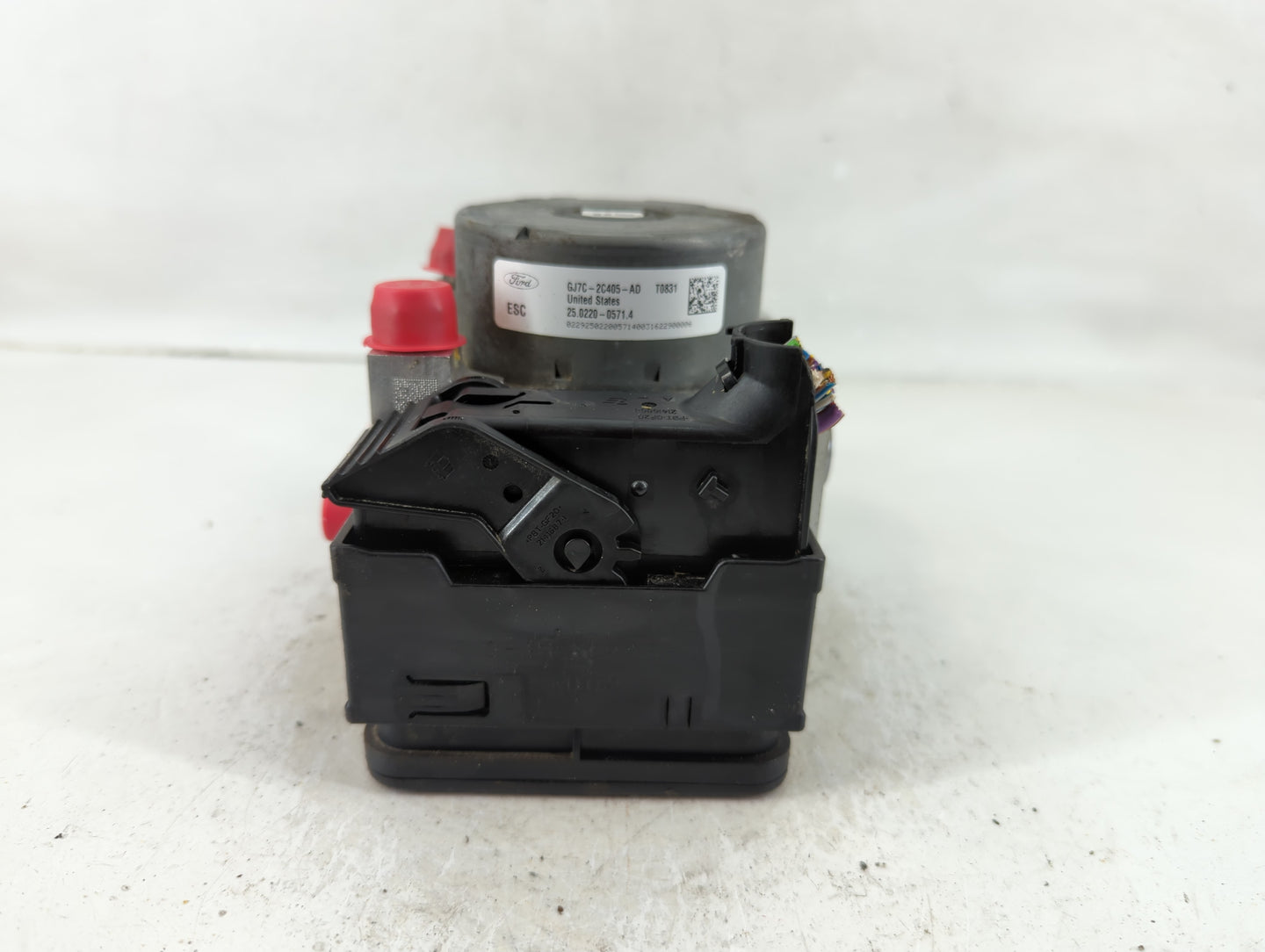 2017 Lincoln Mkc ABS Pump Control Module Replacement P/N:GJ7C-2C405-AD Fits OEM Used Auto Parts - Oemusedautoparts1.com